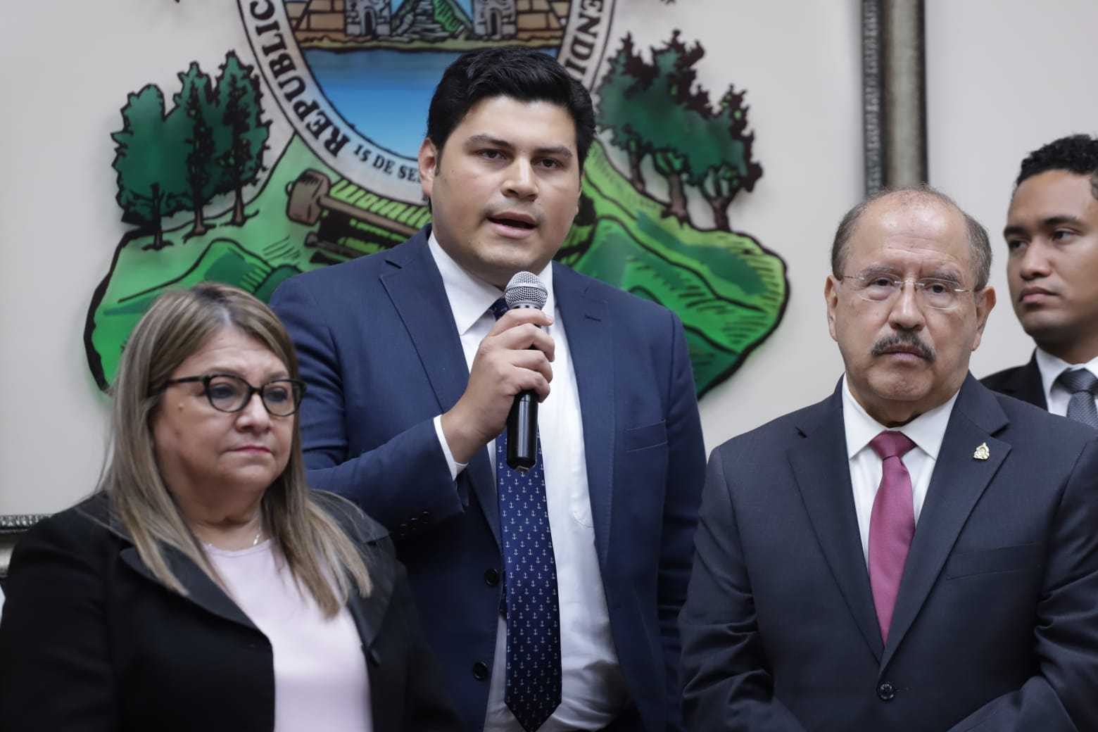 Colegio de Economistas de Honduras coincidente con el proyecto de la Ley de Justicia Tributaria